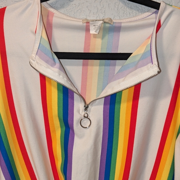 Marci Rainbow Stripe Top size Large - Picture 2 of 15